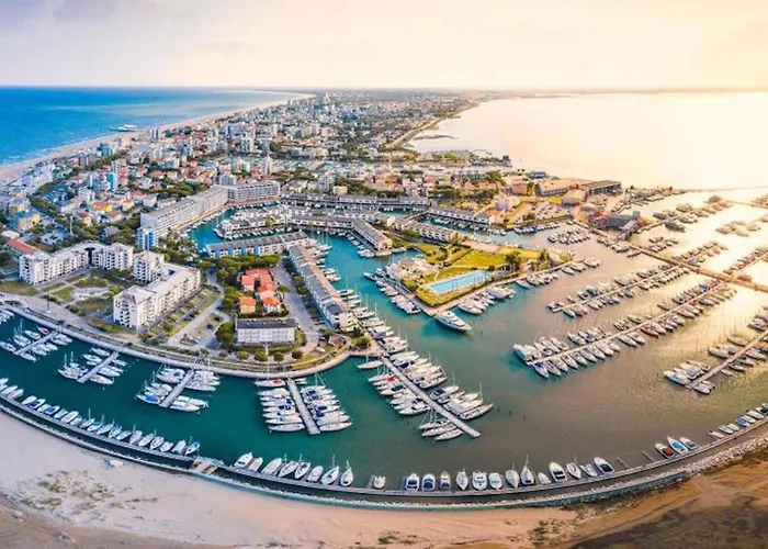 Cozy Flat With Sea View