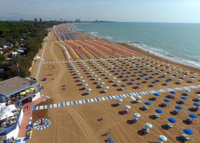 Cozy Flat With Sea View * Lignano Sabbiadoro